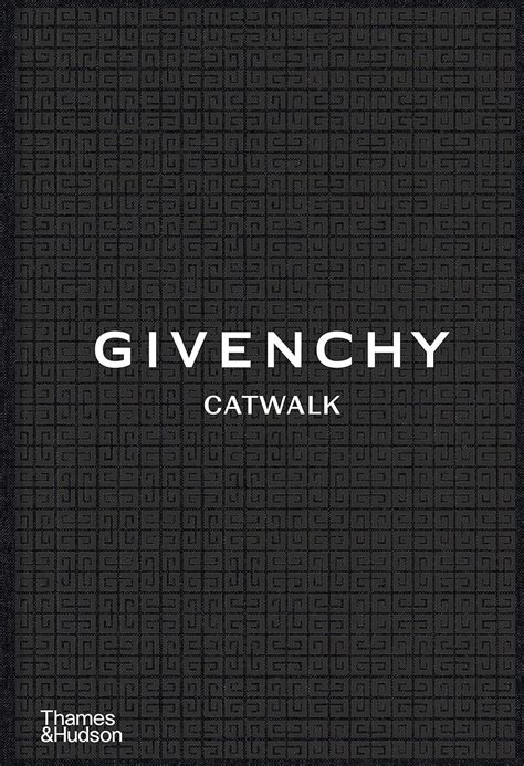 Givenchy: The Complete Collections (Catwalk) Hardcover